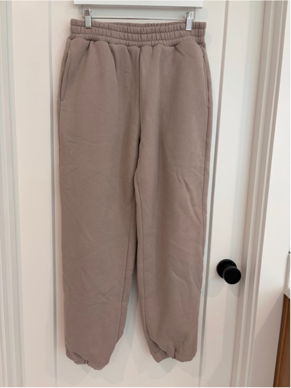 Comfrt Essential Travel Sweatpants Bark Brown Medium NWOB